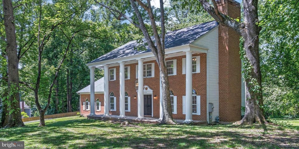 8130 VIOLA ST, Springfield, VA 22152