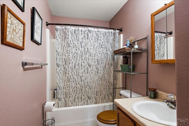 559 N Boyero Ave, Pueblo West, CO 81007