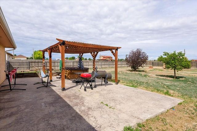 559 N Boyero Ave, Pueblo West, CO 81007