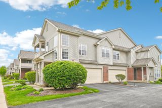 2267 Vanderbilt Drive, Geneva, IL 60134