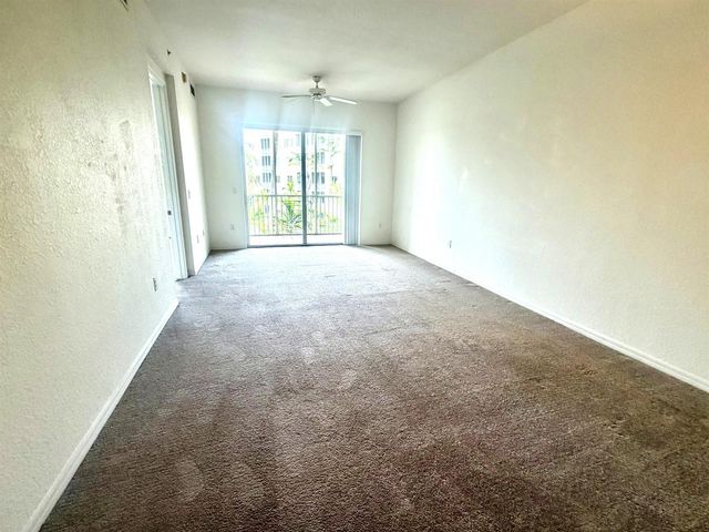 3600 Oaks Clubhouse Drive 309, Pompano Beach, FL 33069