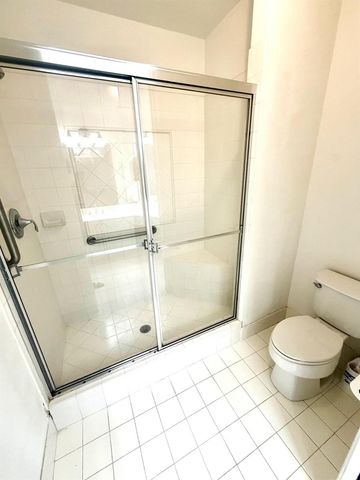 3600 Oaks Clubhouse Drive 309, Pompano Beach, FL 33069