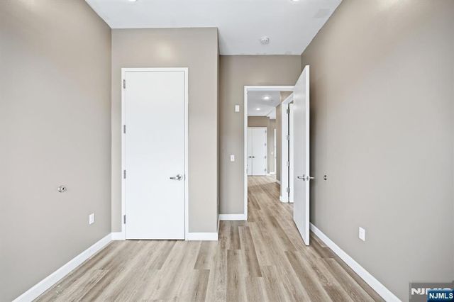 271 Millburn Avenue D, Millburn, NJ 07041