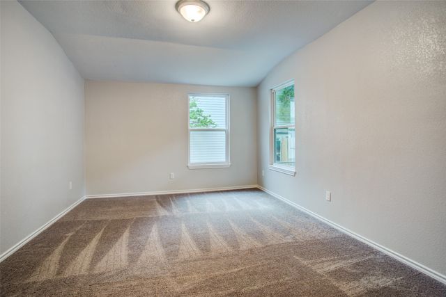508 W Lone Star Avenue, Cleburne, TX 76033