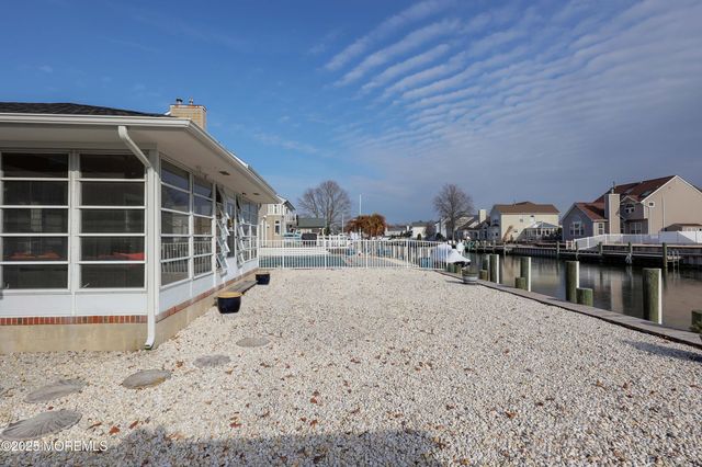 41 Long Point Drive, Brick, NJ 08723