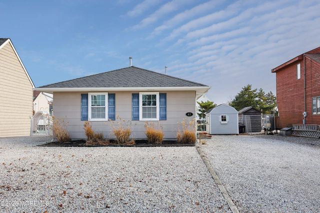 41 Long Point Drive, Brick, NJ 08723