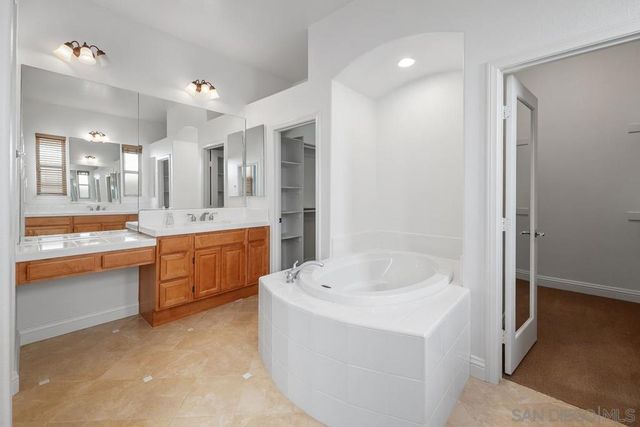 14694 Via Monteverde, San Diego, CA 92127