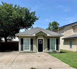 2015 Marie Drive, Waco, TX 76706