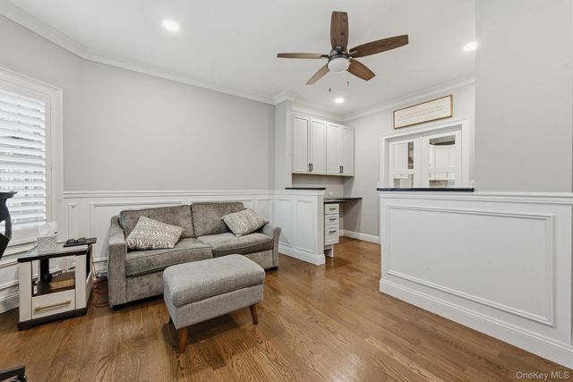 3685 Nimrod Street, Seaford, NY 11783