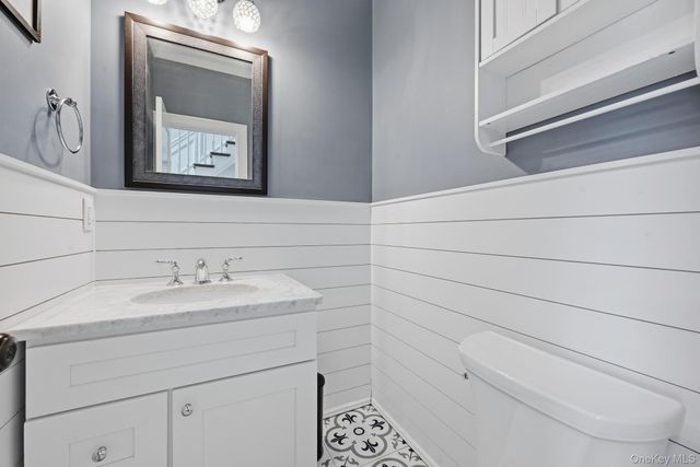 3685 Nimrod Street, Seaford, NY 11783