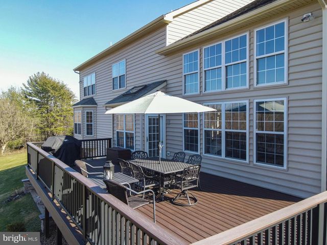 1283 CLEARVIEW DR, Yardley, PA 19067