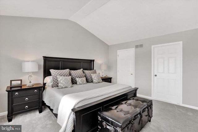 1283 CLEARVIEW DR, Yardley, PA 19067