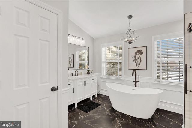 1283 CLEARVIEW DR, Yardley, PA 19067