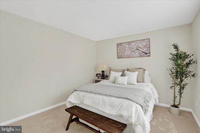 1283 CLEARVIEW DR, Yardley, PA 19067