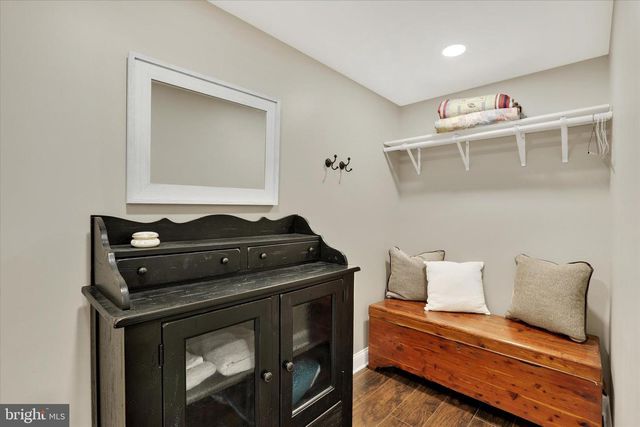 1283 CLEARVIEW DR, Yardley, PA 19067