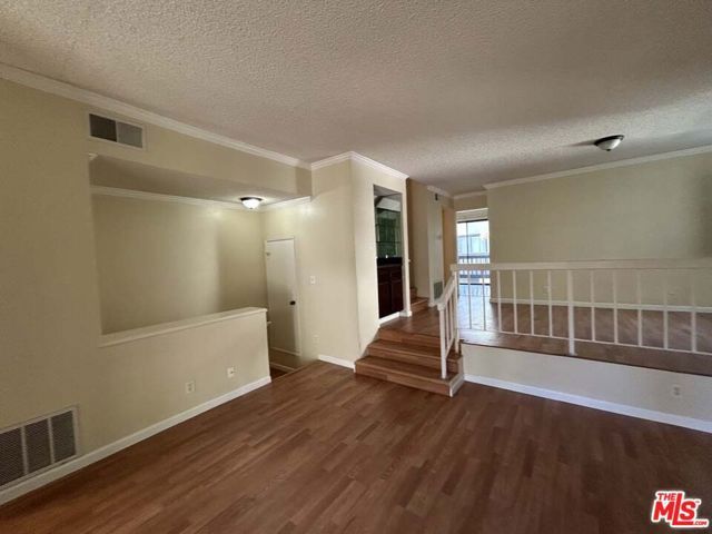 21820 Marylee Street 234, Woodland Hills (los Angeles), CA 91367