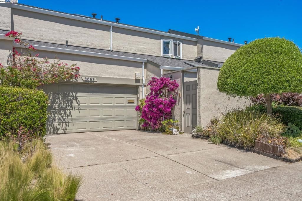 2063 Whitehall Pl, Alameda, CA 94501