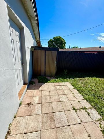 5001 SW 113th Ct A, Miami, FL 33165