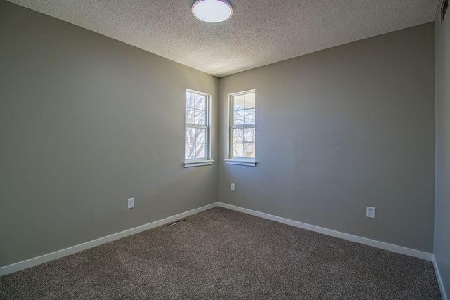 1206 Foxridge Drive, Warrensburg, MO 64093