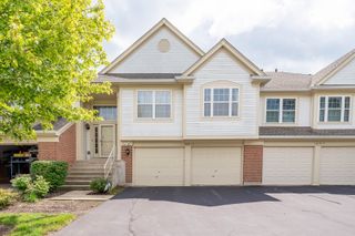 1619 Camberley Court 2, Bartlett, IL 60103