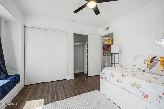19420 N 8TH Street, Phoenix, AZ 85024