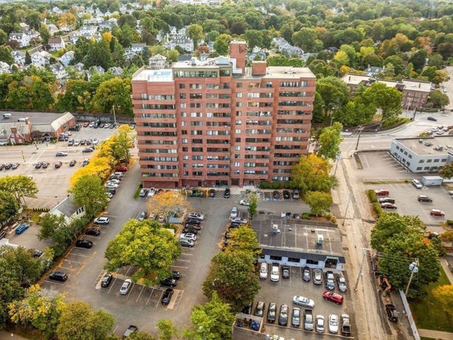 77 Adams St 605, Quincy, MA 02169