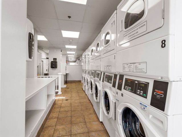 77 Adams St 605, Quincy, MA 02169