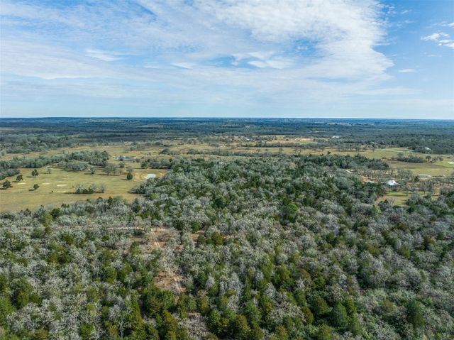 1139 Private Road 7009 RD, Lexington, TX 78947