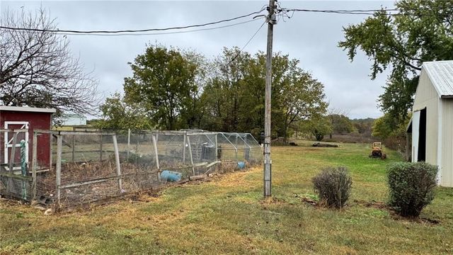 12971 NW County Road 14781 Road, Drexel, MO 64742