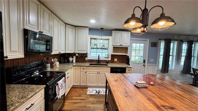 12971 NW County Road 14781 Road, Drexel, MO 64742