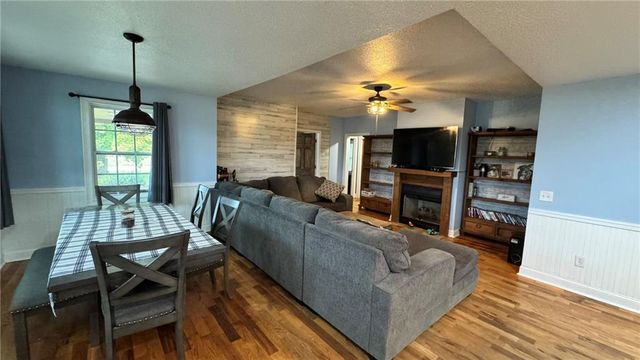 12971 NW County Road 14781 Road, Drexel, MO 64742