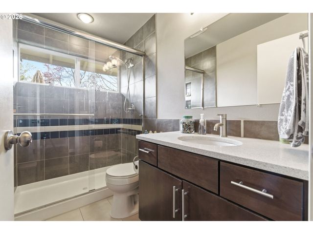 14920 Nw NORTHUMBRIA Ln, Beaverton, OR 97006