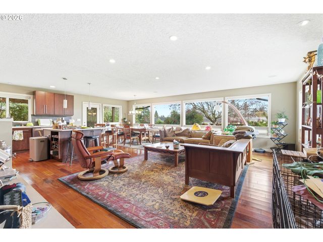 14920 Nw NORTHUMBRIA Ln, Beaverton, OR 97006