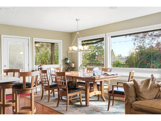 14920 Nw NORTHUMBRIA Ln, Beaverton, OR 97006