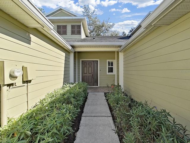 20119 WEEPING LAUREL PLACE, Tampa, FL 33647