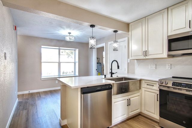 7511 Weatherhill Lane, Houston, TX 77041