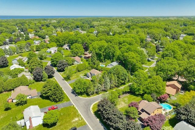 399 Thrushwood Lane, Webster, NY 14580