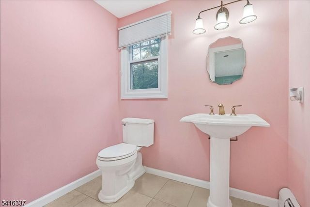 240 Ottowa Ln, Franklin Lakes Boro, NJ 07417