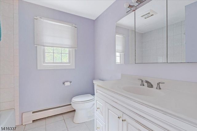 240 Ottowa Ln, Franklin Lakes Boro, NJ 07417