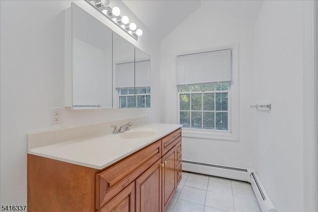 240 Ottowa Ln, Franklin Lakes Boro, NJ 07417