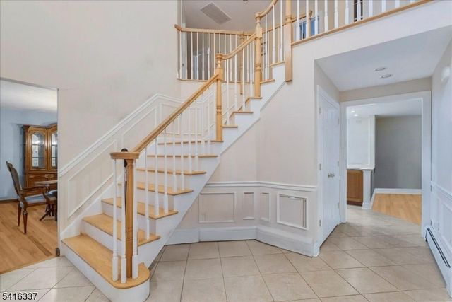 240 Ottowa Ln, Franklin Lakes Boro, NJ 07417