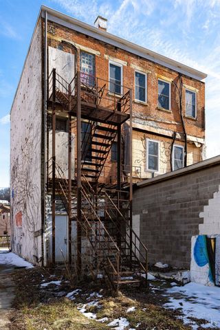 1913 Central Avenue, Cincinnati, OH 45214