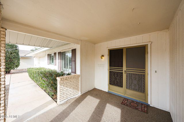 11040 W SALEM Drive, Sun City, AZ 85351