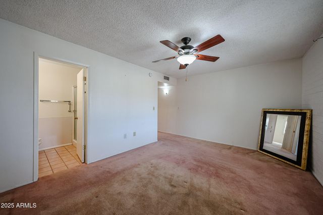 11040 W SALEM Drive, Sun City, AZ 85351