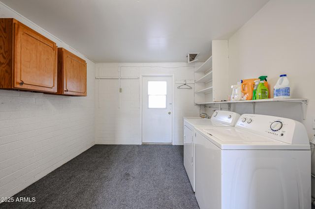 11040 W SALEM Drive, Sun City, AZ 85351