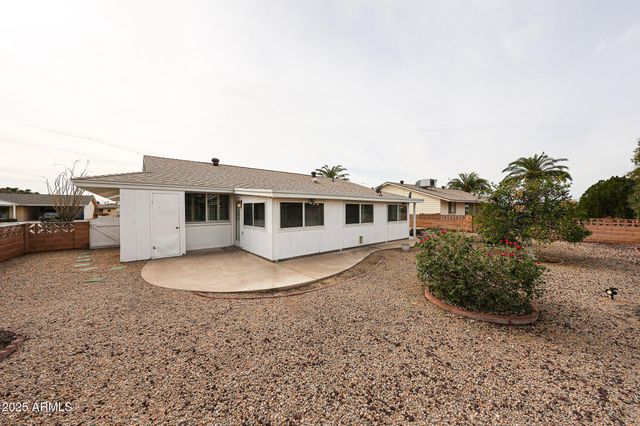 11040 W SALEM Drive, Sun City, AZ 85351