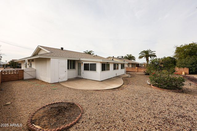 11040 W SALEM Drive, Sun City, AZ 85351