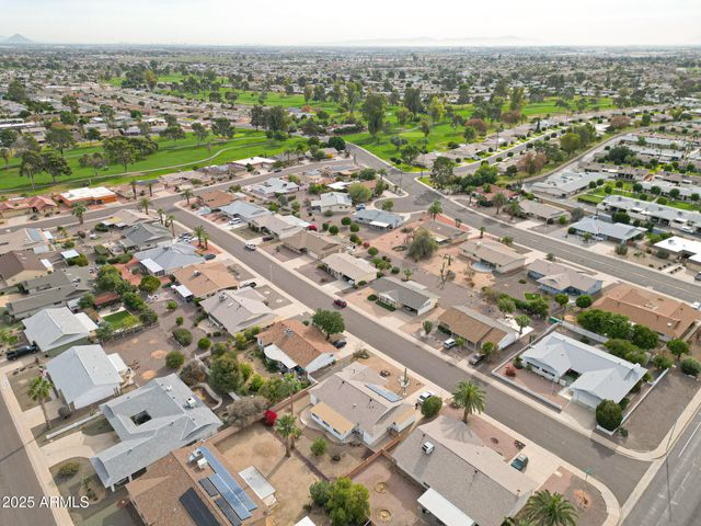 11040 W SALEM Drive, Sun City, AZ 85351