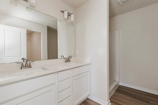 1000 Commons Court, Carlisle, IA 50047