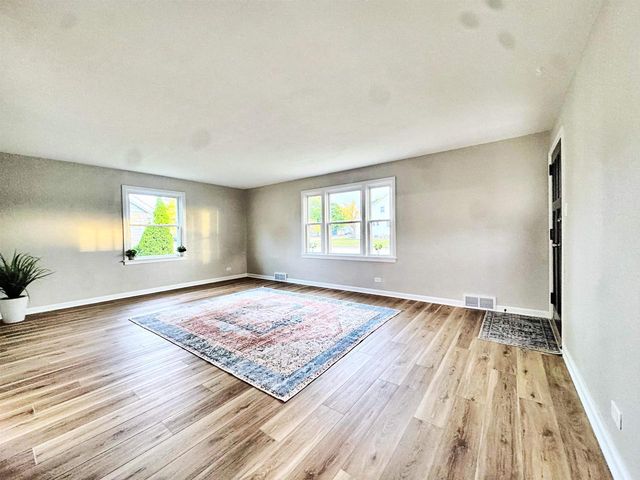 310 W RYAN STREET, Brillion, WI 54110